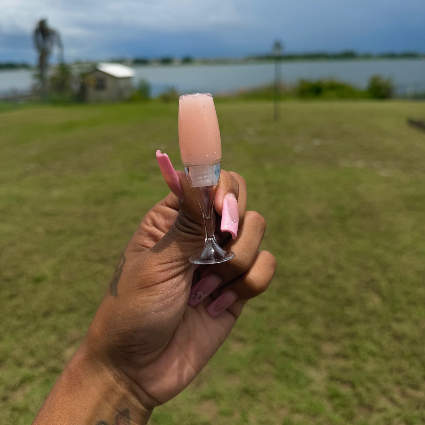 ROSÉ gloss